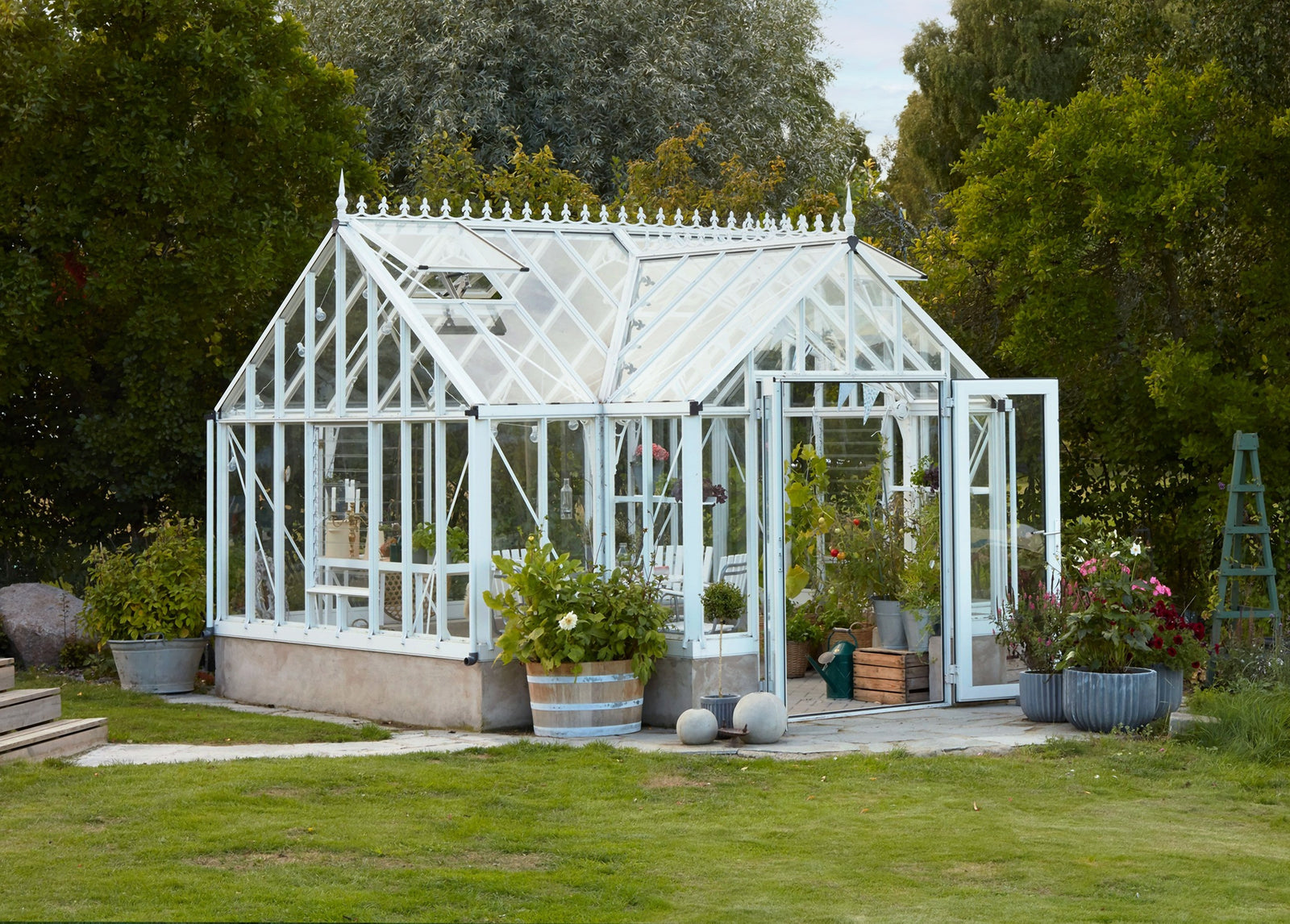 Why go for a Dwarf Wall Greenhouse?