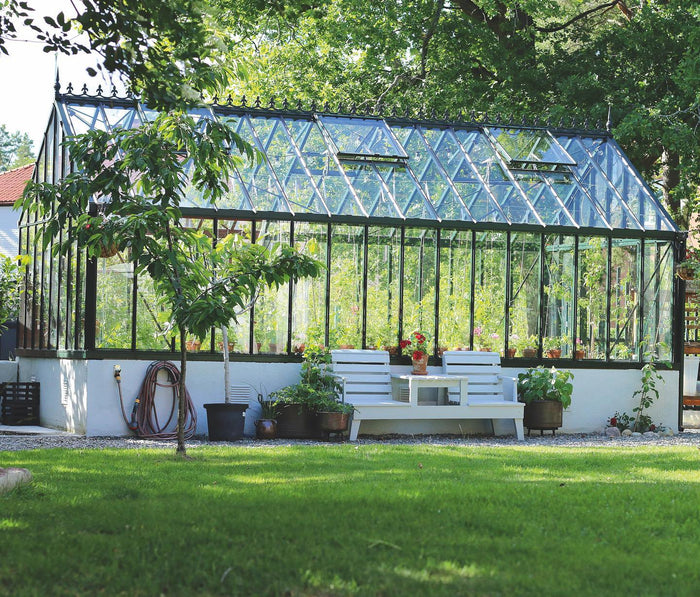 Glass to Ground greenhouse