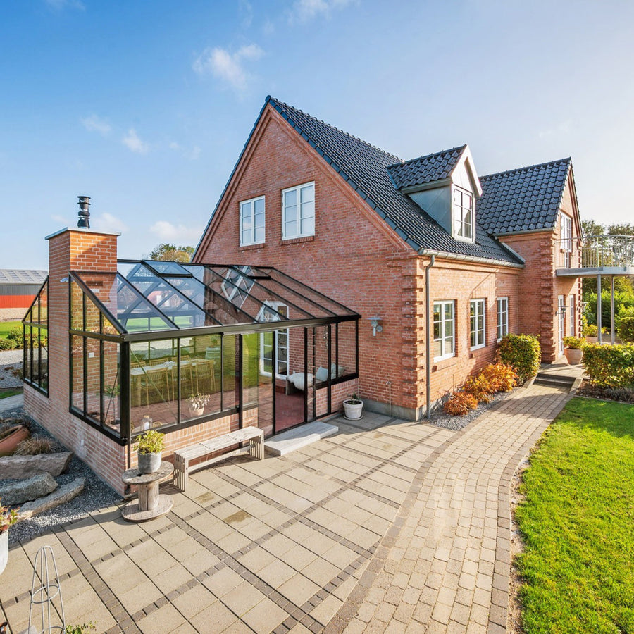 Gigant Coloured Finish Greenhouse